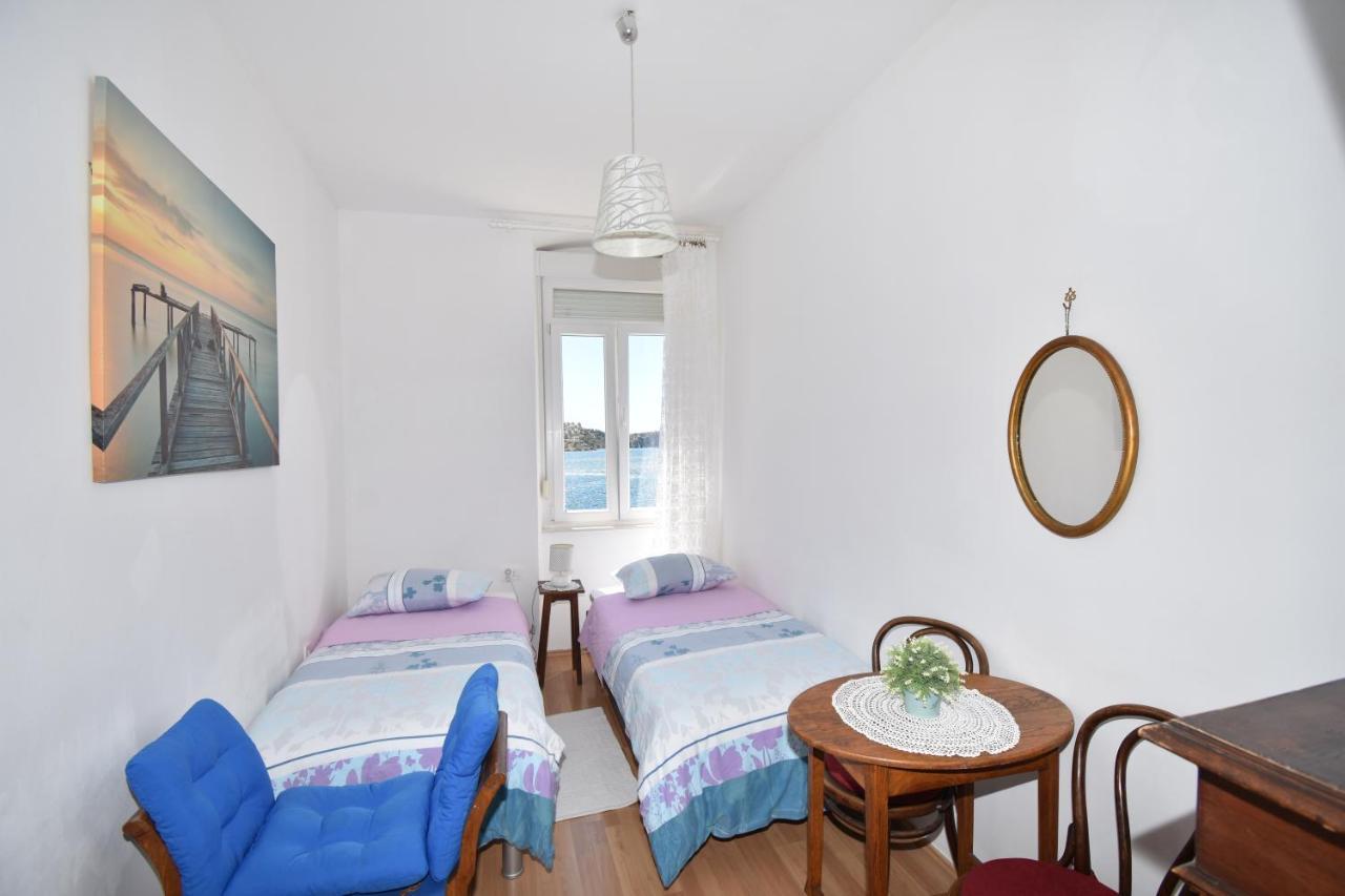 Apartmani Rina Šibenik Exterior foto