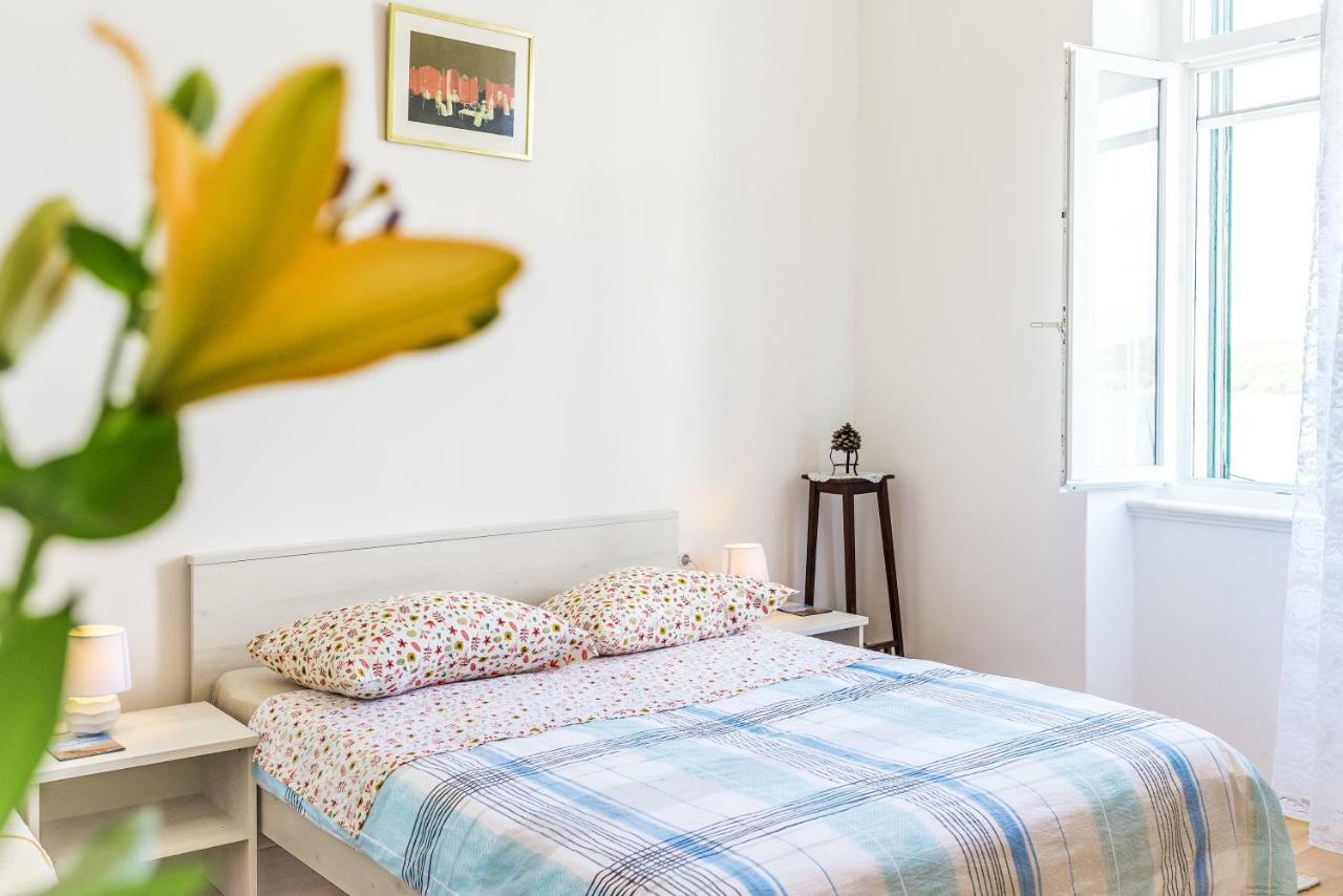 Apartmani Rina Šibenik Exterior foto